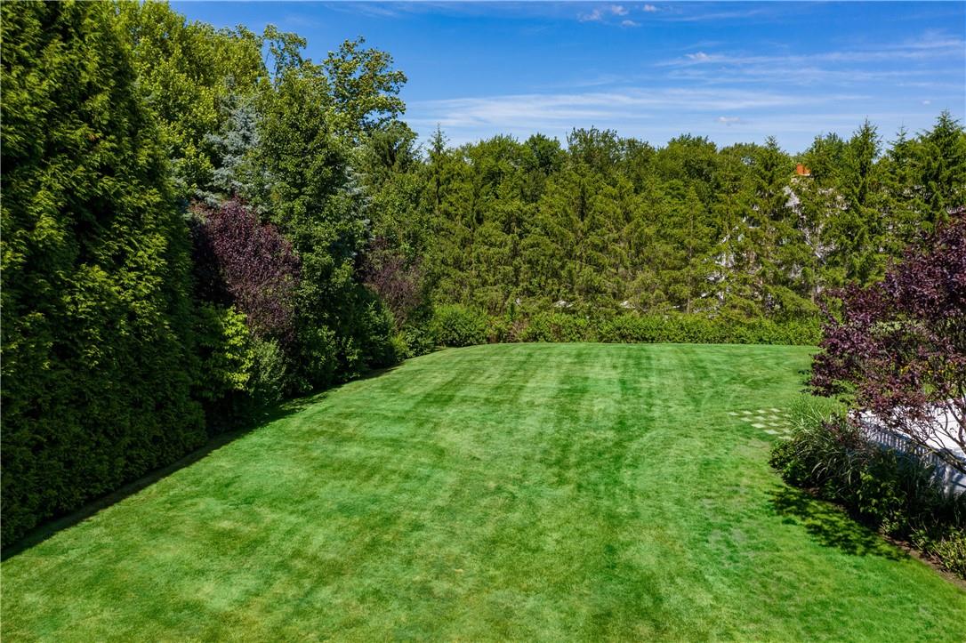 7 Fox Run Property Photo 28
