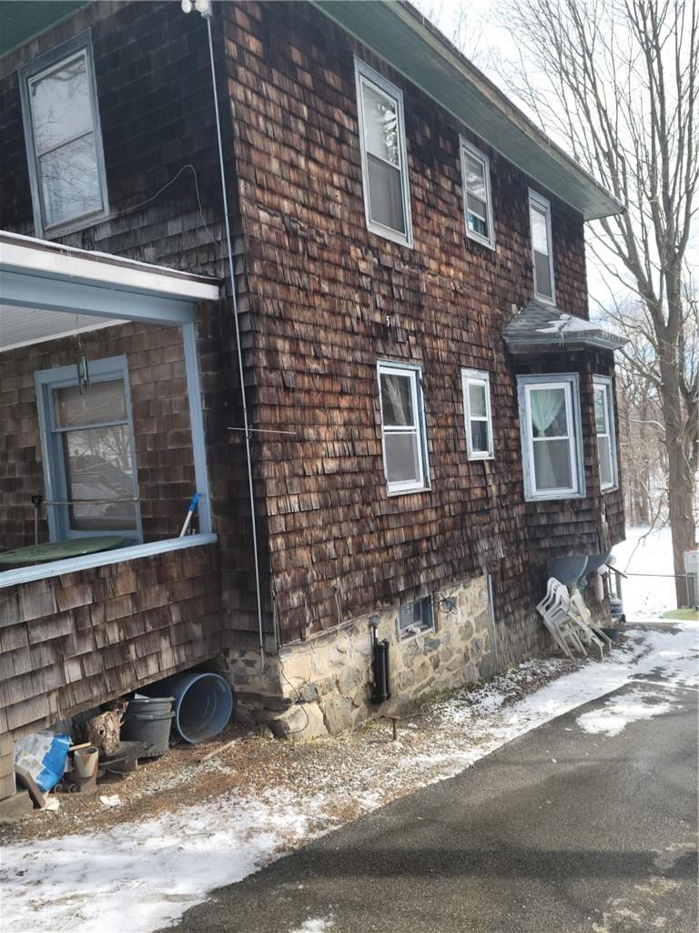 12 Eastview Avenue A Property Photo 2