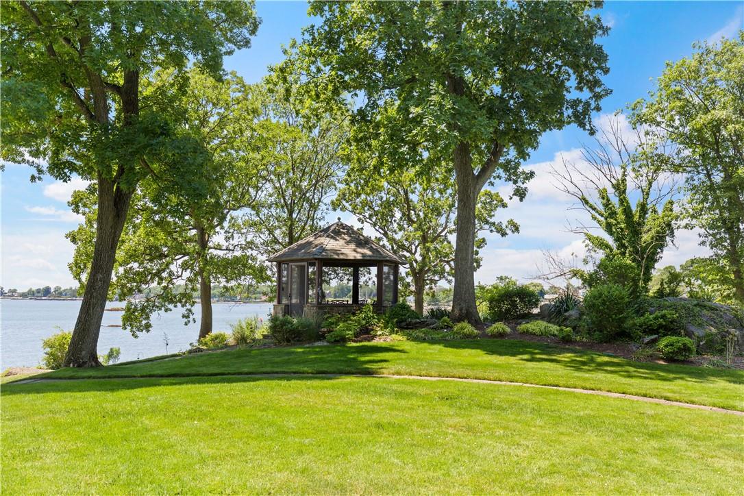 6 Shore Road Property Photo 30