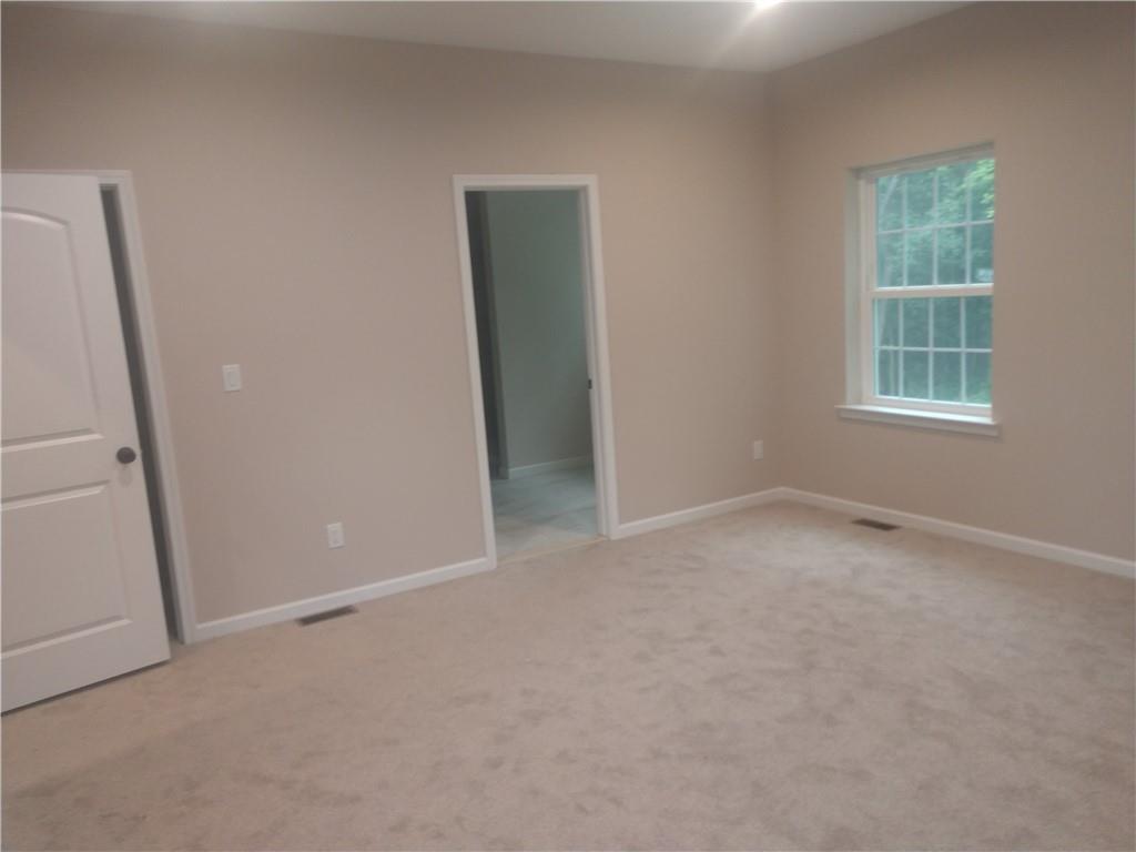 57 S Union Avenue Property Photo 12