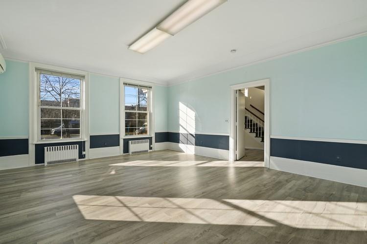 19 Greenridge Avenue Property Photo 6