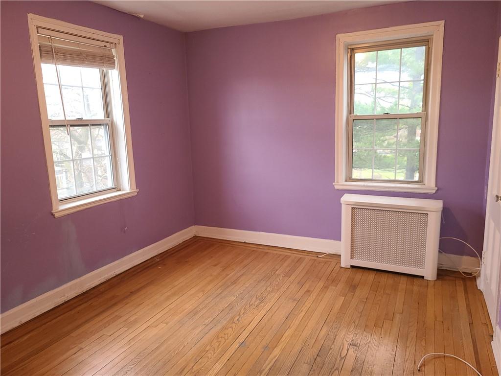 208 Centre Avenue 4b Property Photo 4