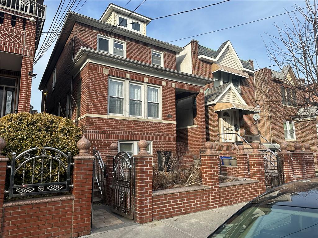 2139 Quimby Avenue Property Photo 1
