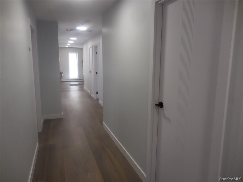 456 Gidney Avenue Back Unit Property Photo 9