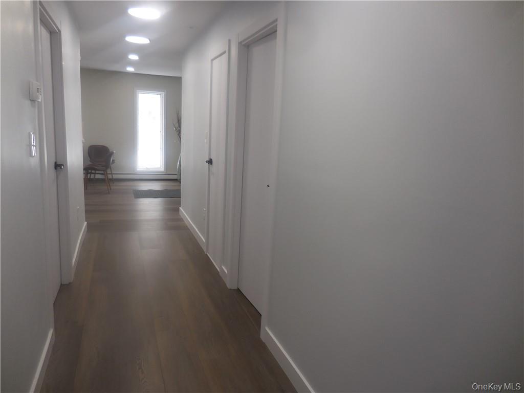 456 Gidney Avenue Back Unit Property Photo 13