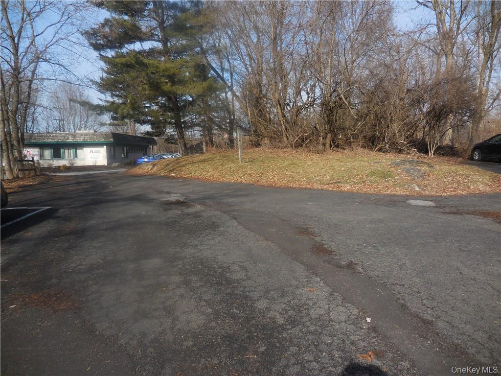 456 Gidney Avenue Back Unit Property Photo 31
