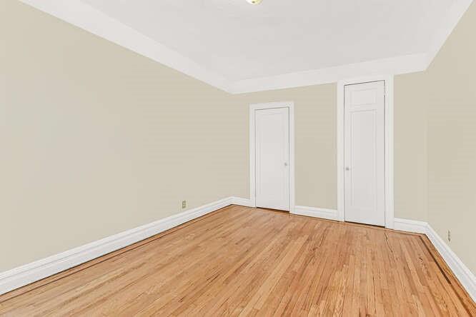 724 E 216th Street 5c Property Photo 6
