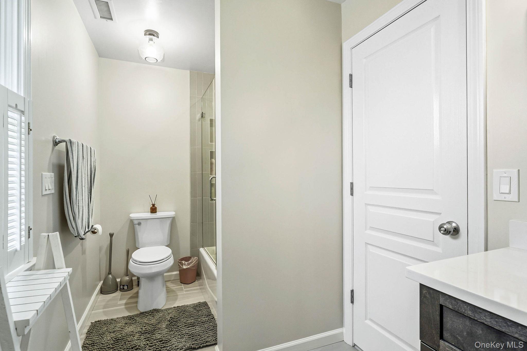 70 Orchard Place Property Photo 33