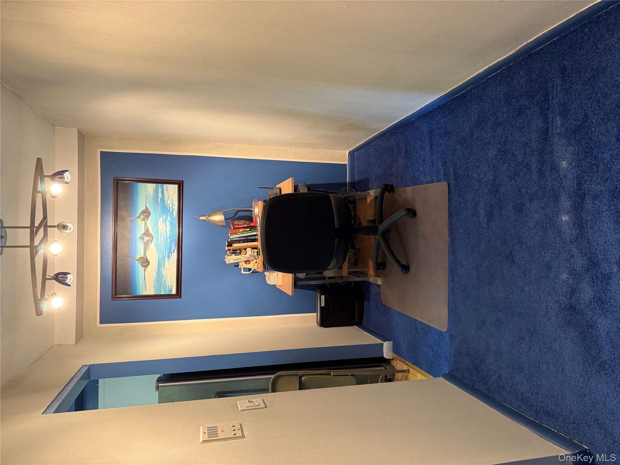 377 N Broadway 201 Property Photo 8