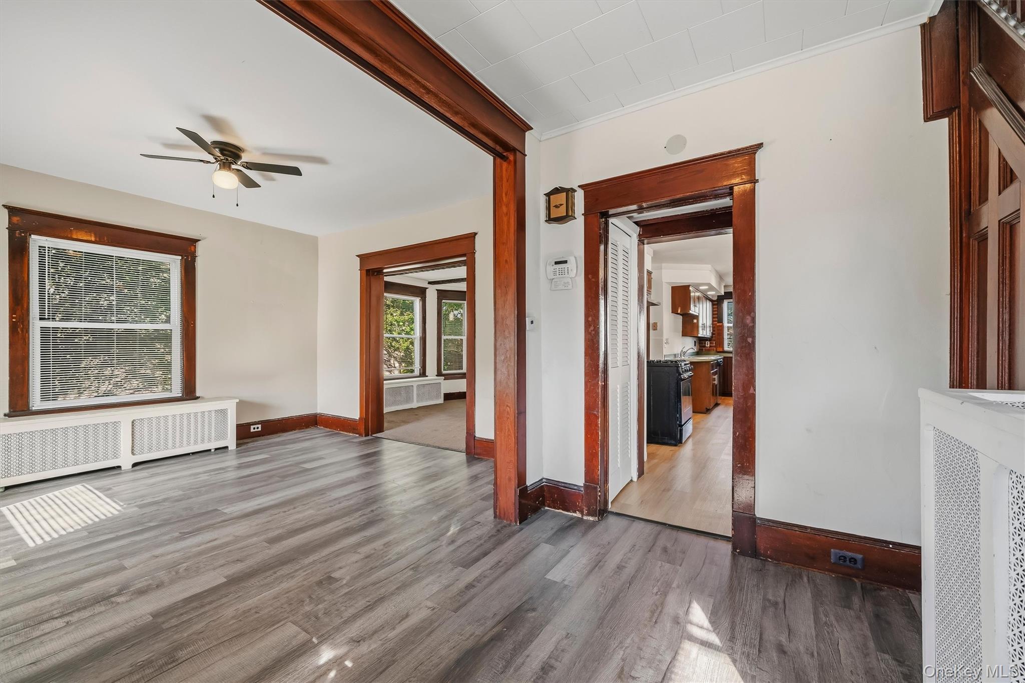 32 Kingston Avenue Property Photo 7