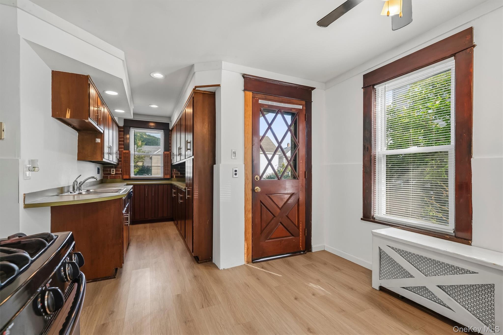 32 Kingston Avenue Property Photo 17