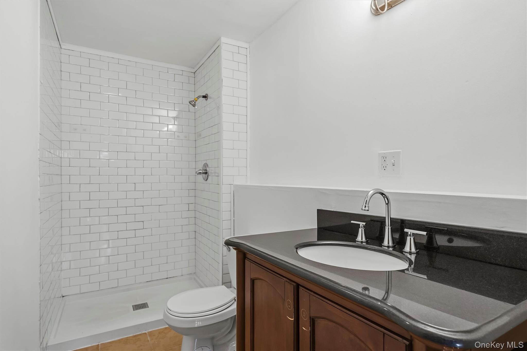 32 Kingston Avenue Property Photo 24
