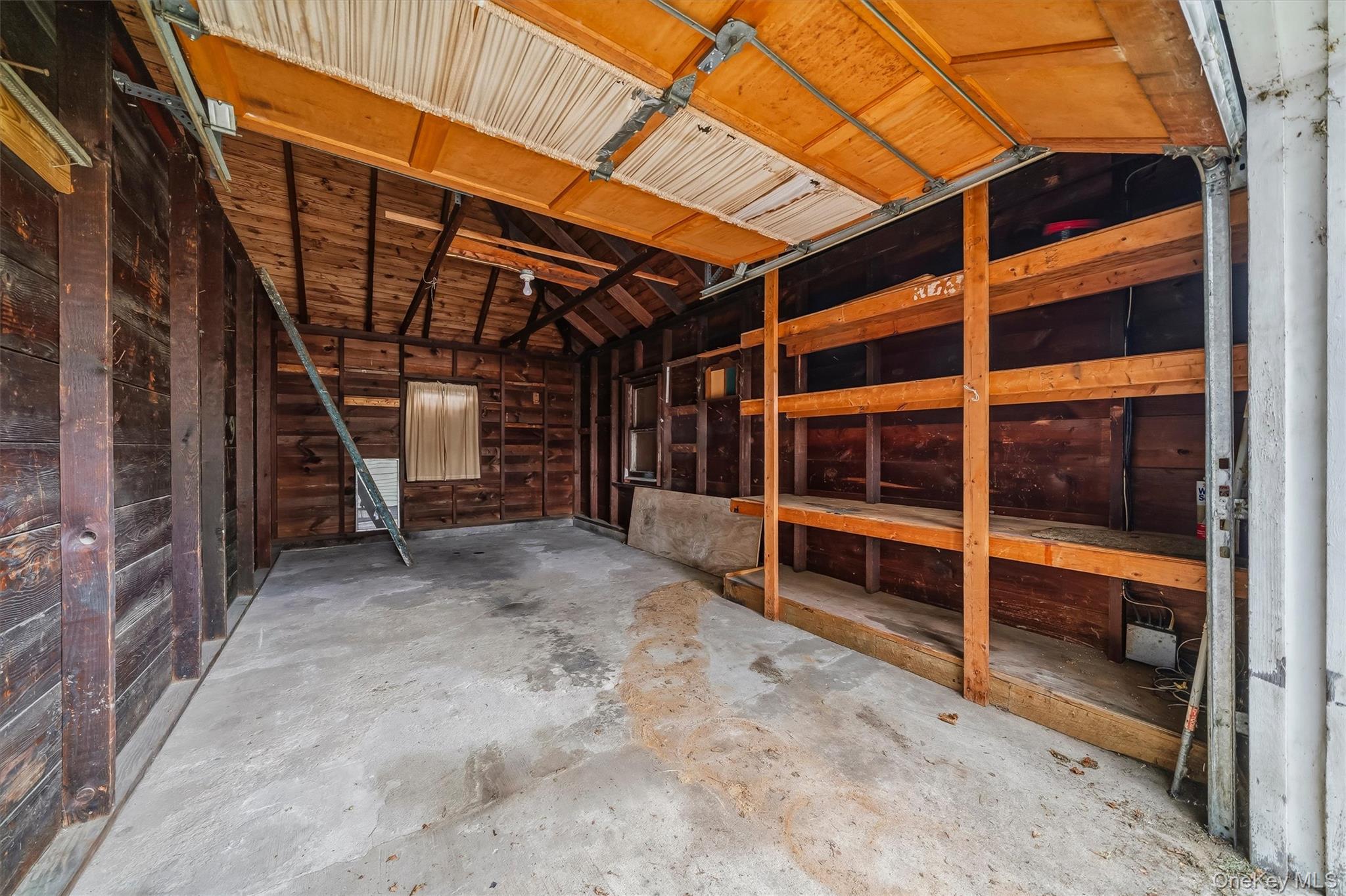 32 Kingston Avenue Property Photo 35