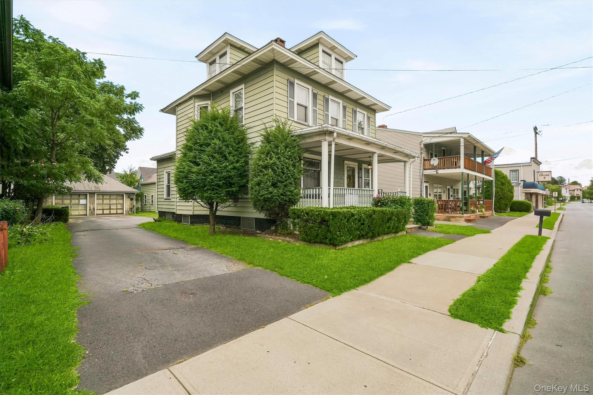 32 Kingston Avenue Property Photo 38