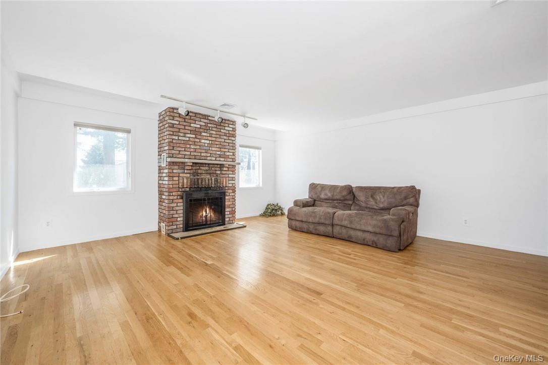 178d Edgewater Park D Property Photo 4