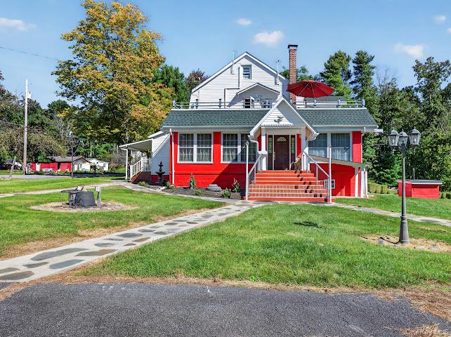 180 Yulan Barryville Road Property Photo 1