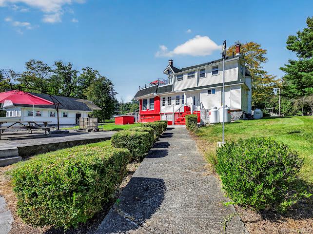 180 Yulan Barryville Road Property Photo 3