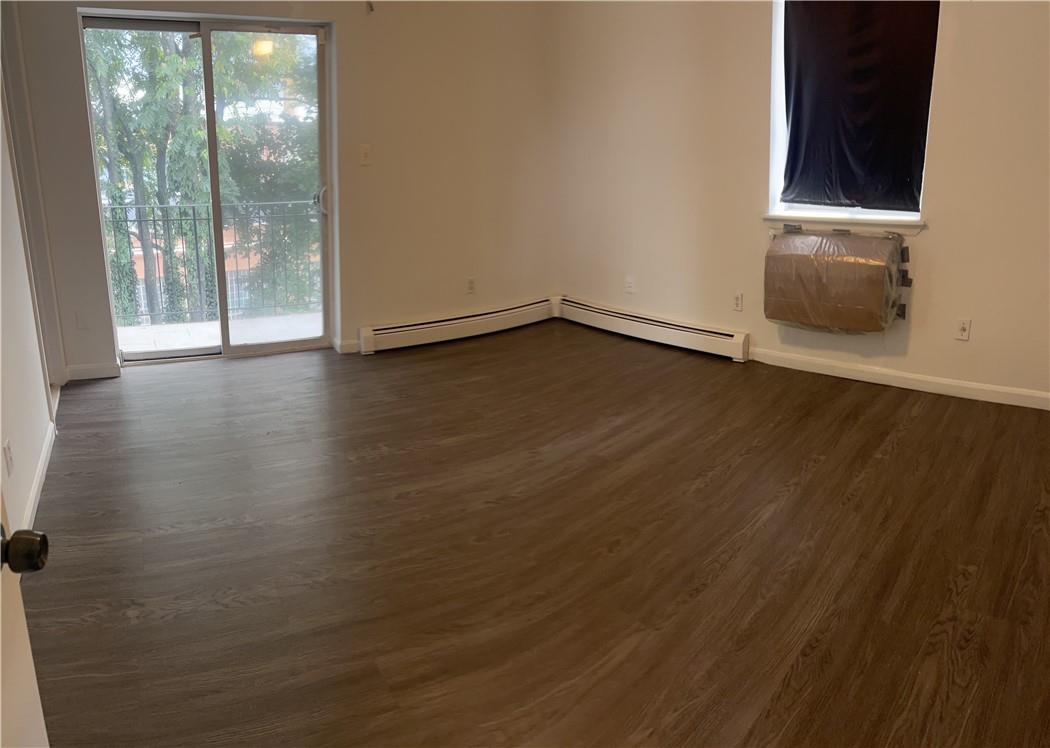 856 Van Nest Avenue Property Photo 13