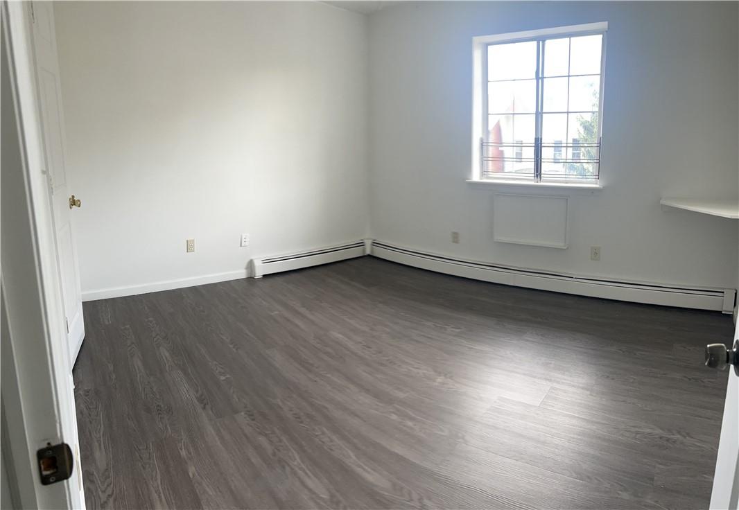 856 Van Nest Avenue Property Photo 14