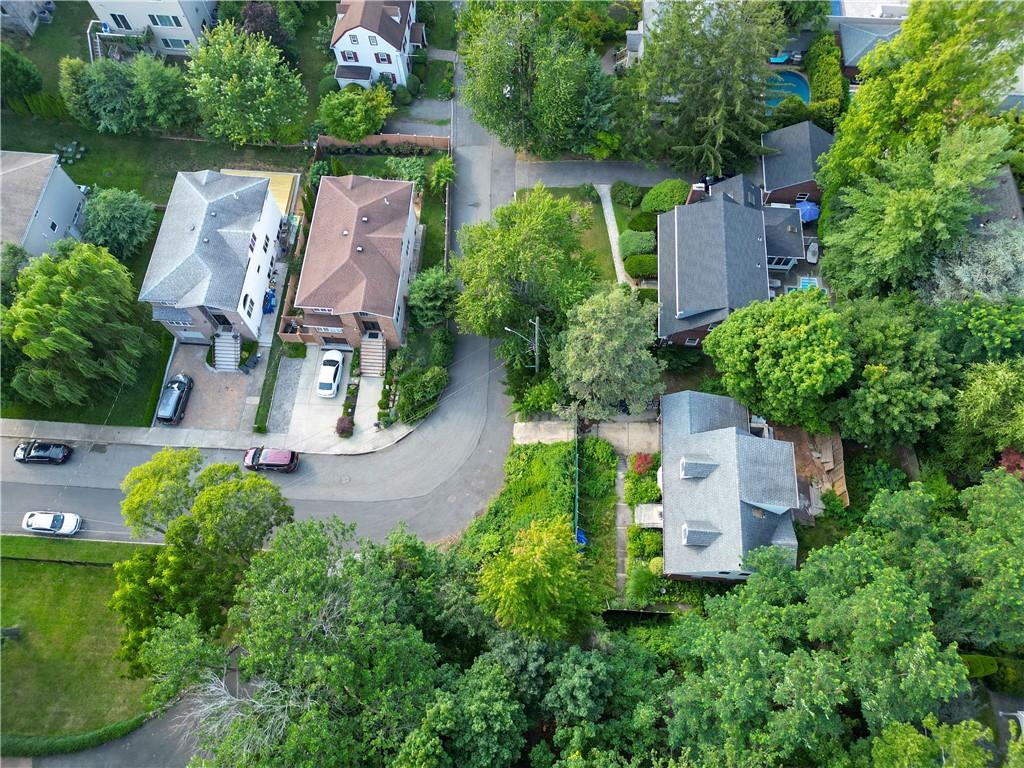 71 Wadsworth Road Property Photo 4
