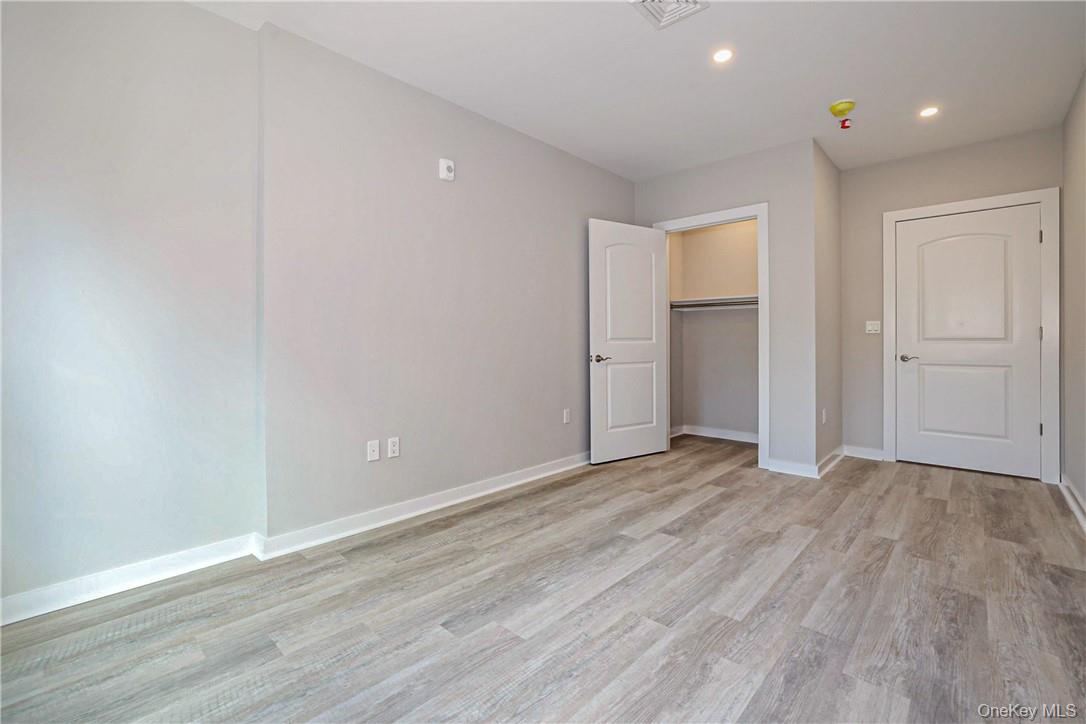500 Commerce Street Property Photo 17
