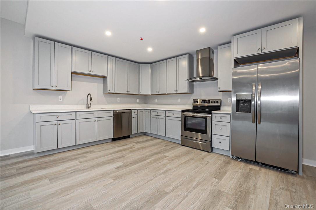 500 Commerce Street Property Photo 18