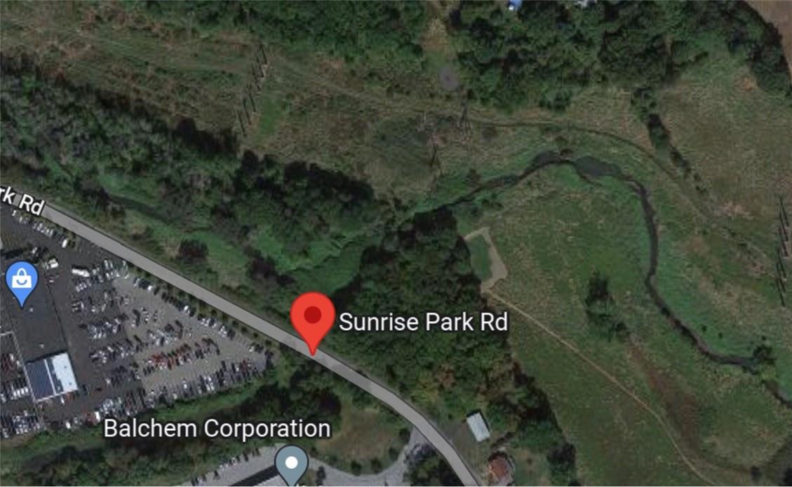 Sunrise Park Road Property Photo 3