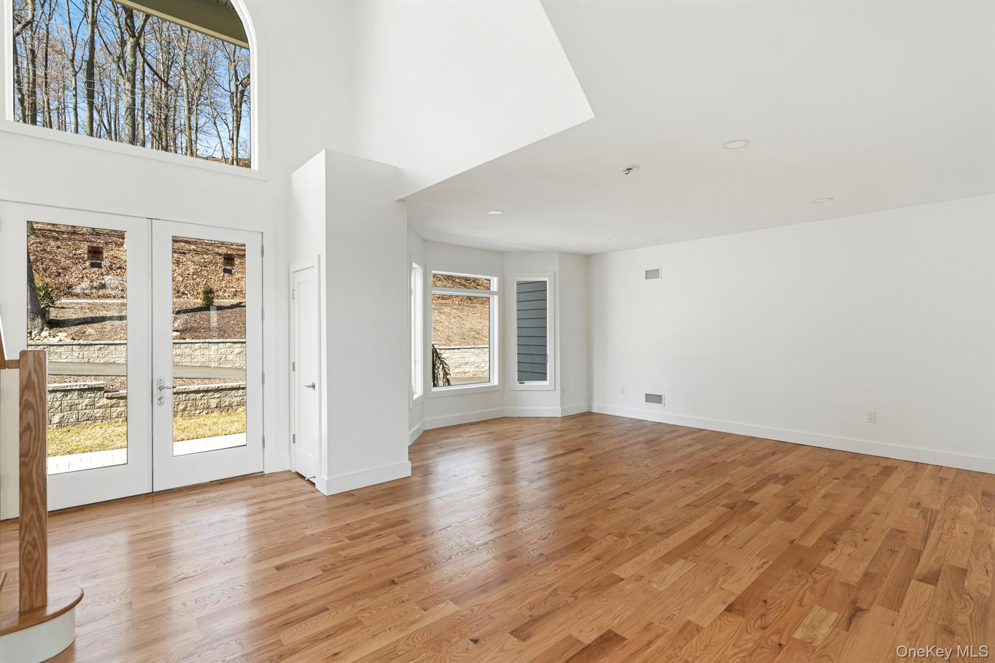 199 Tweed Boulevard Property Photo 18