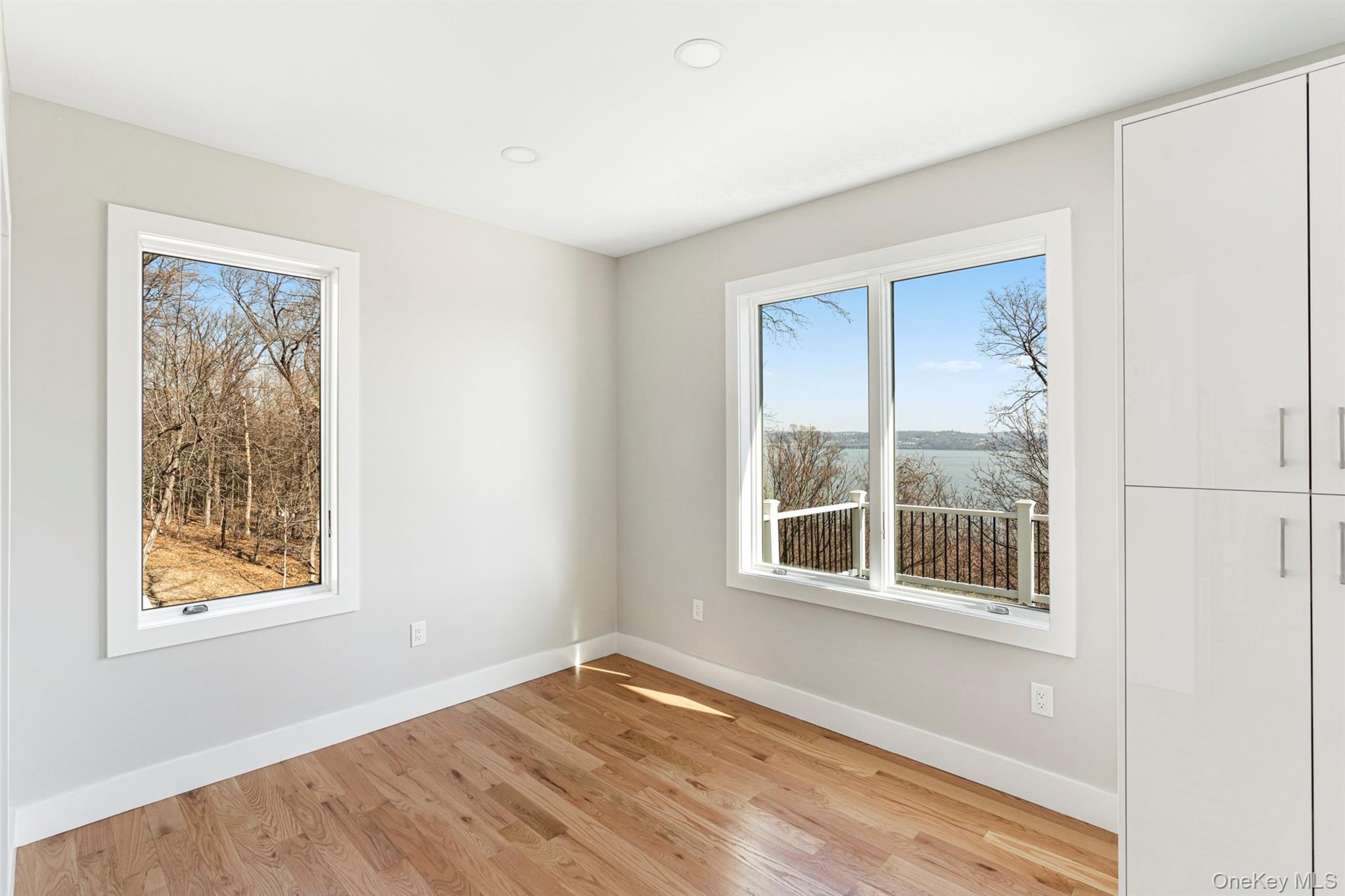 199 Tweed Boulevard Property Photo 29