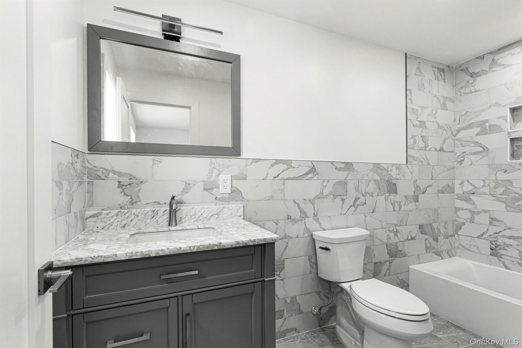 199 Tweed Boulevard Property Photo 30