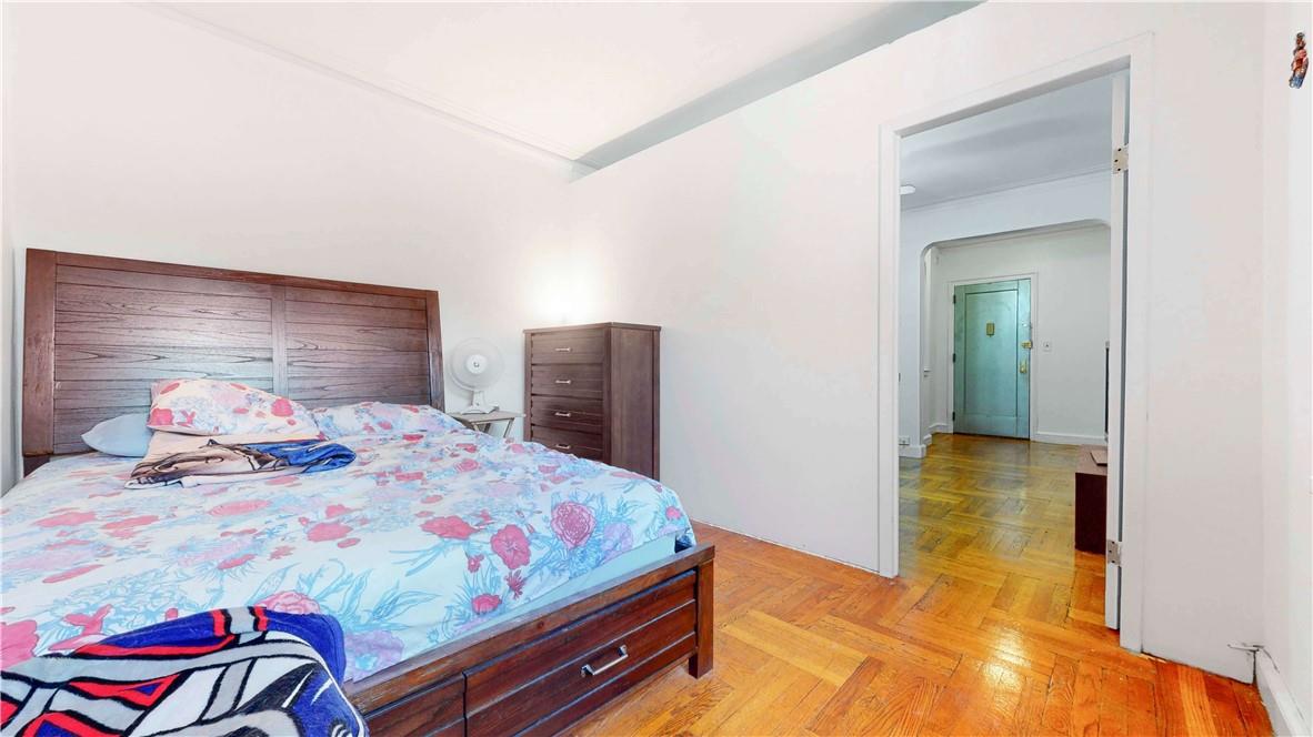2191 Bolton Street 5e Property Photo