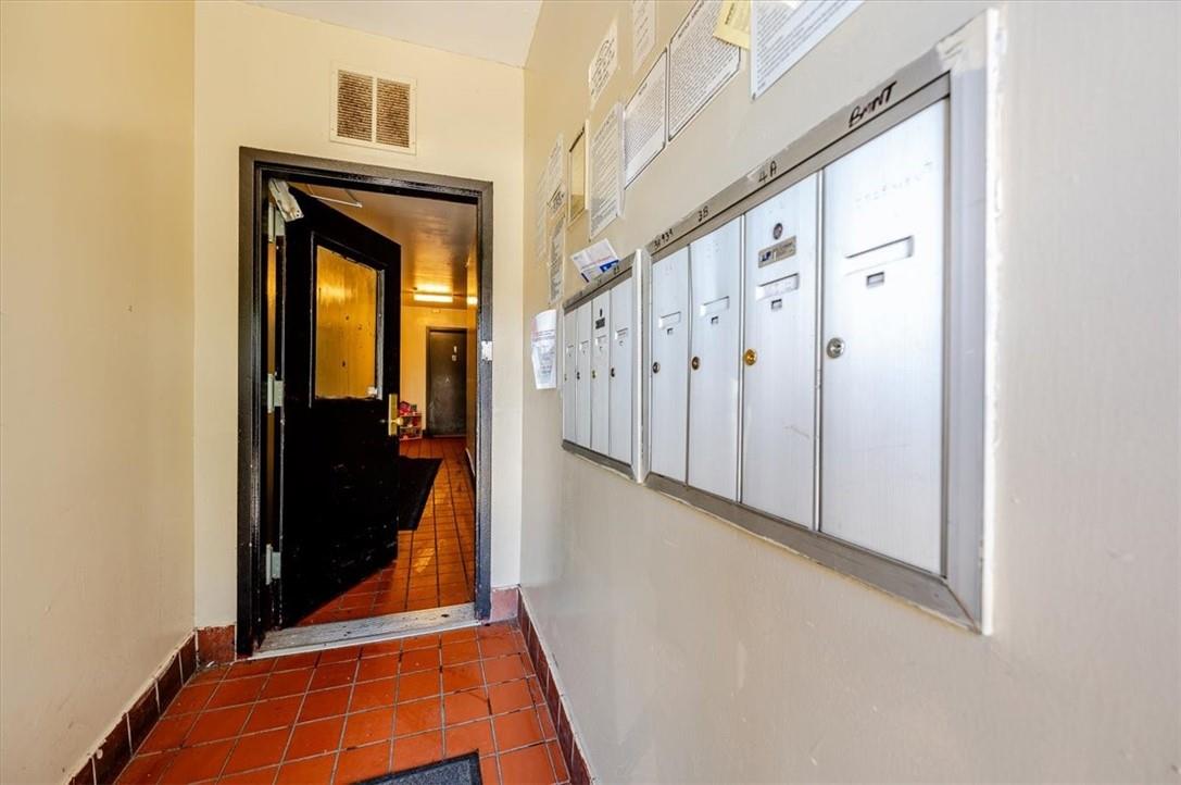 941 Croes Avenue Property Photo 4