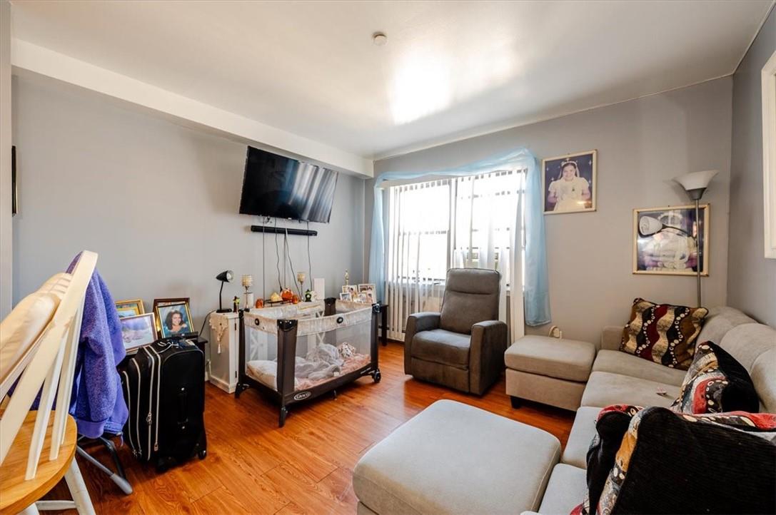941 Croes Avenue Property Photo 14