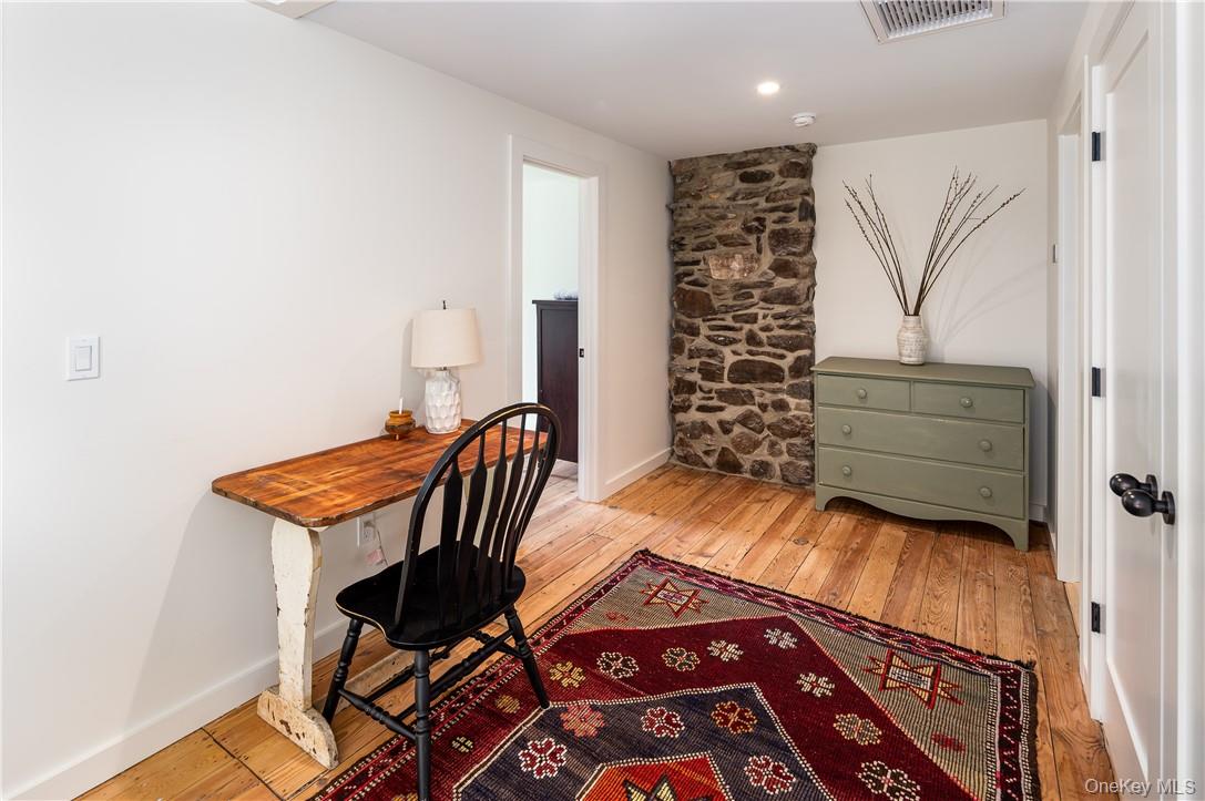 24 Cove Road Property Photo 17