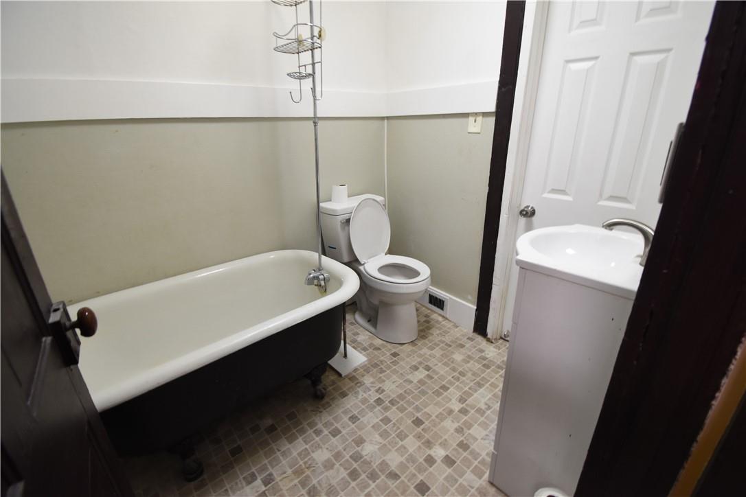 138 Front Street Property Photo 13
