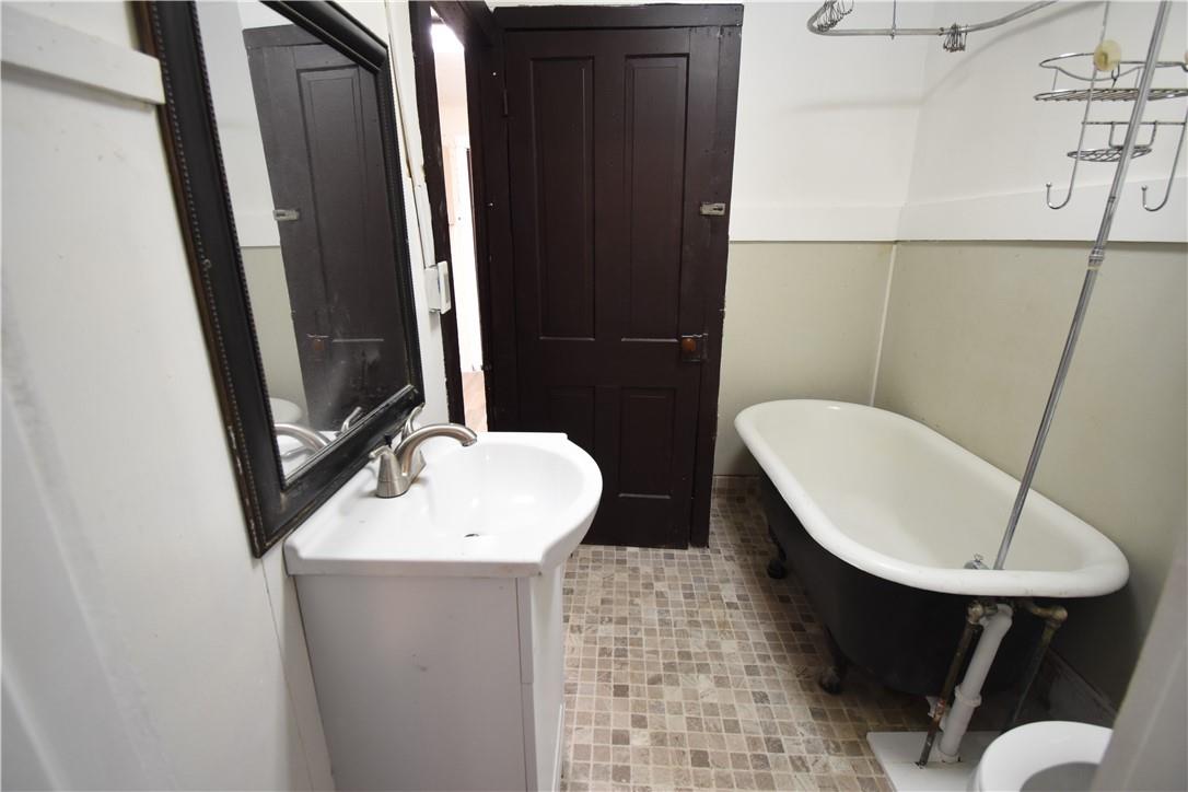 138 Front Street Property Photo 14