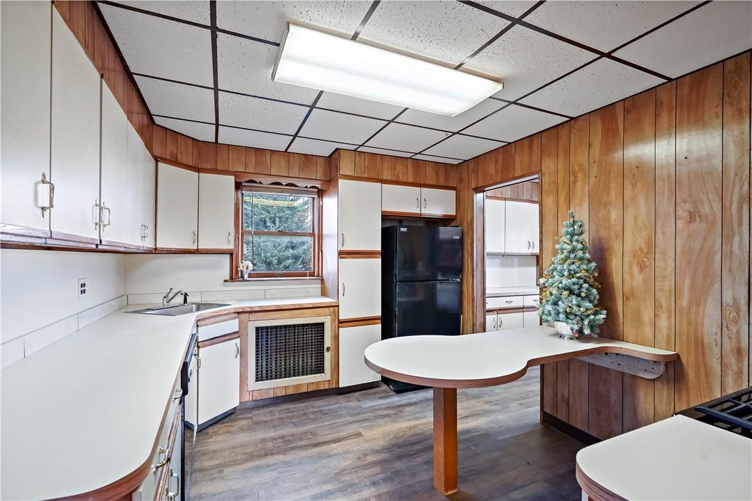 42 Lindsey Street Property Photo 17
