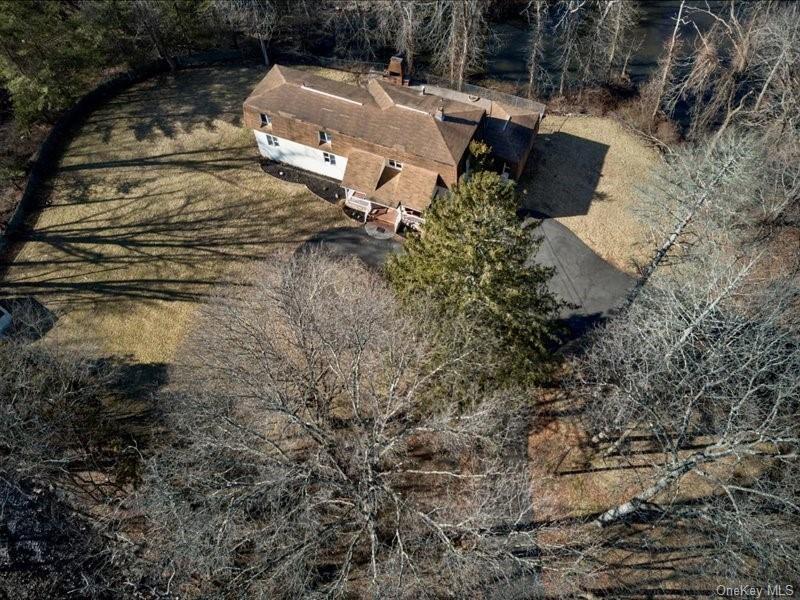 111 Montebello Road Property Photo 4