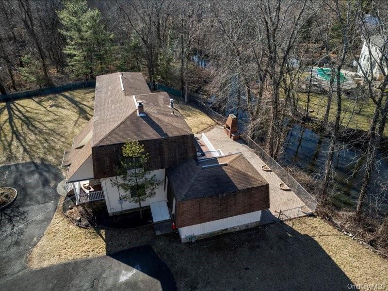 111 Montebello Road Property Photo 29
