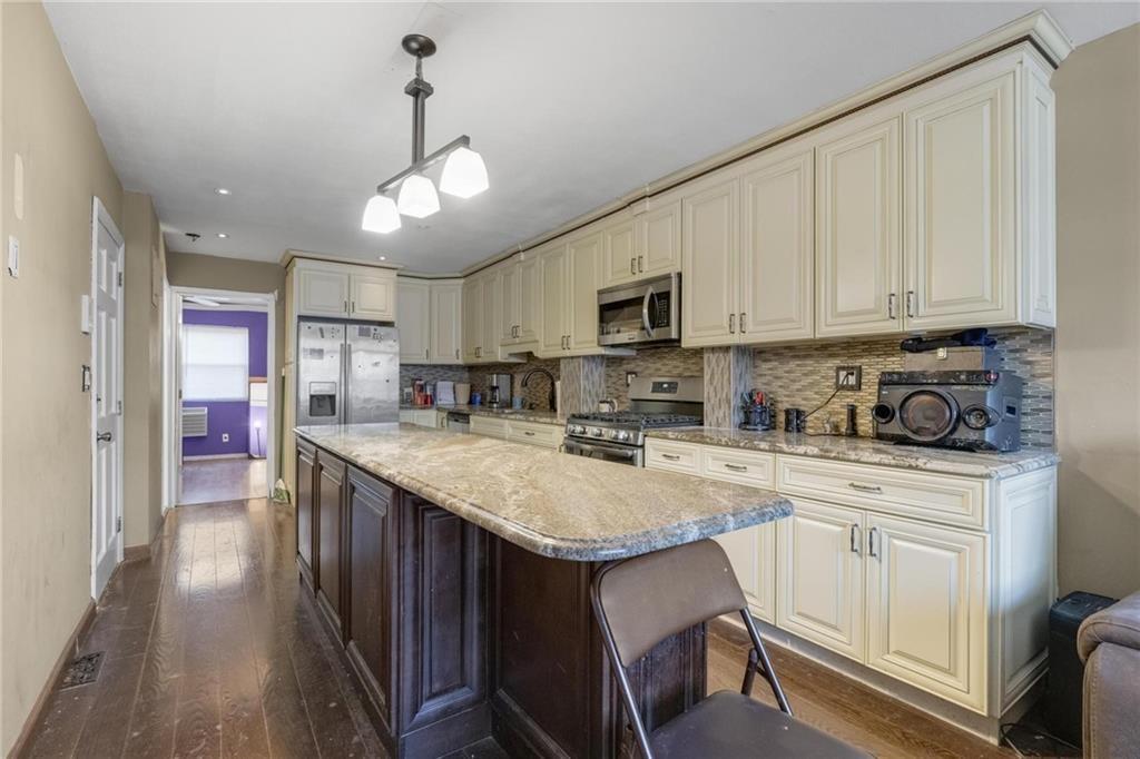 52a Francine Court 80a Property Photo 4