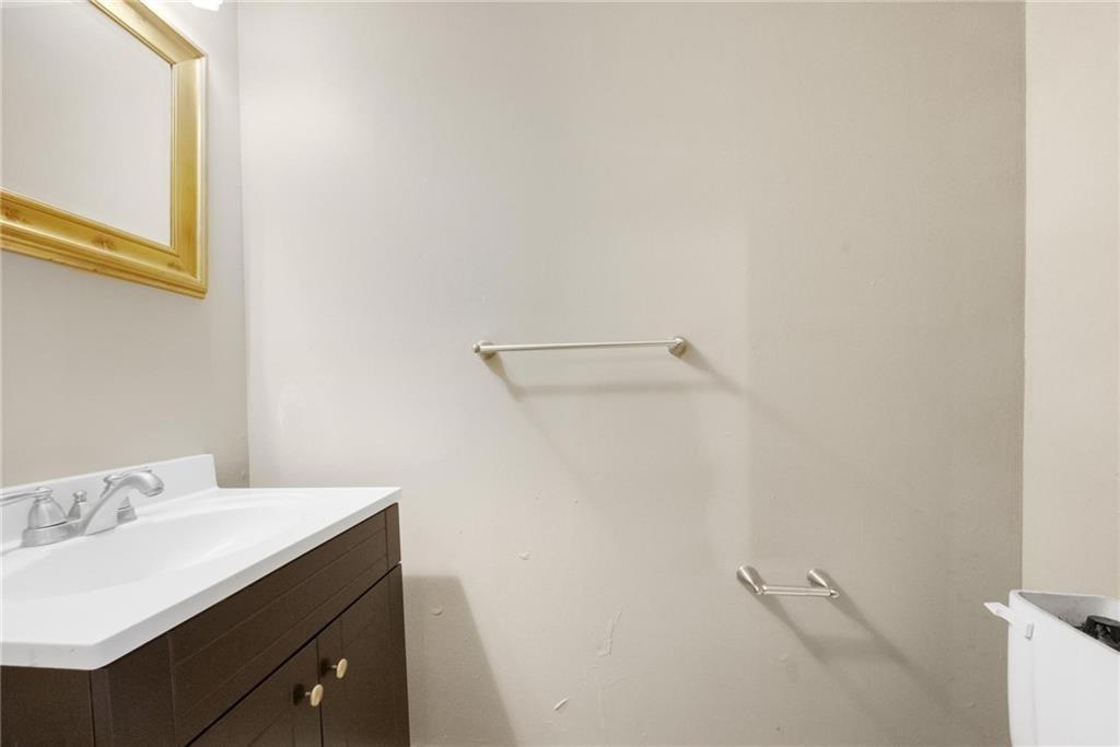 52a Francine Court 80a Property Photo 10