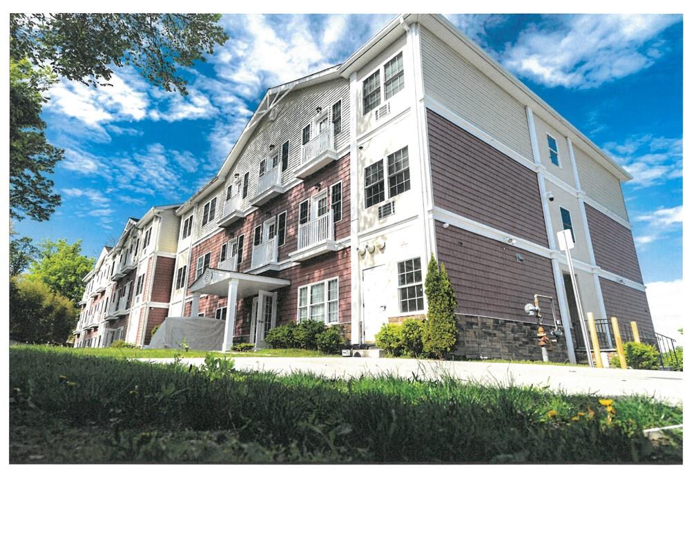80 Main Street Property Photo 1