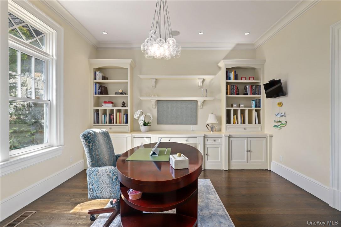 9 Meadow Lane Property Photo 13