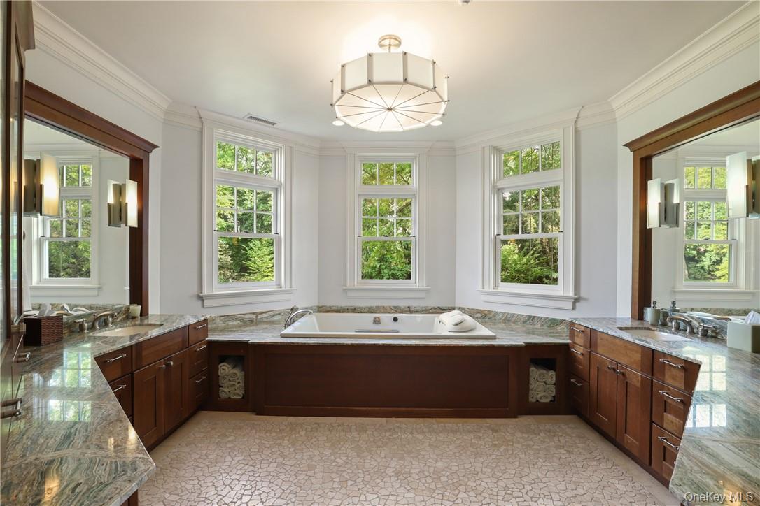 9 Meadow Lane Property Photo 22