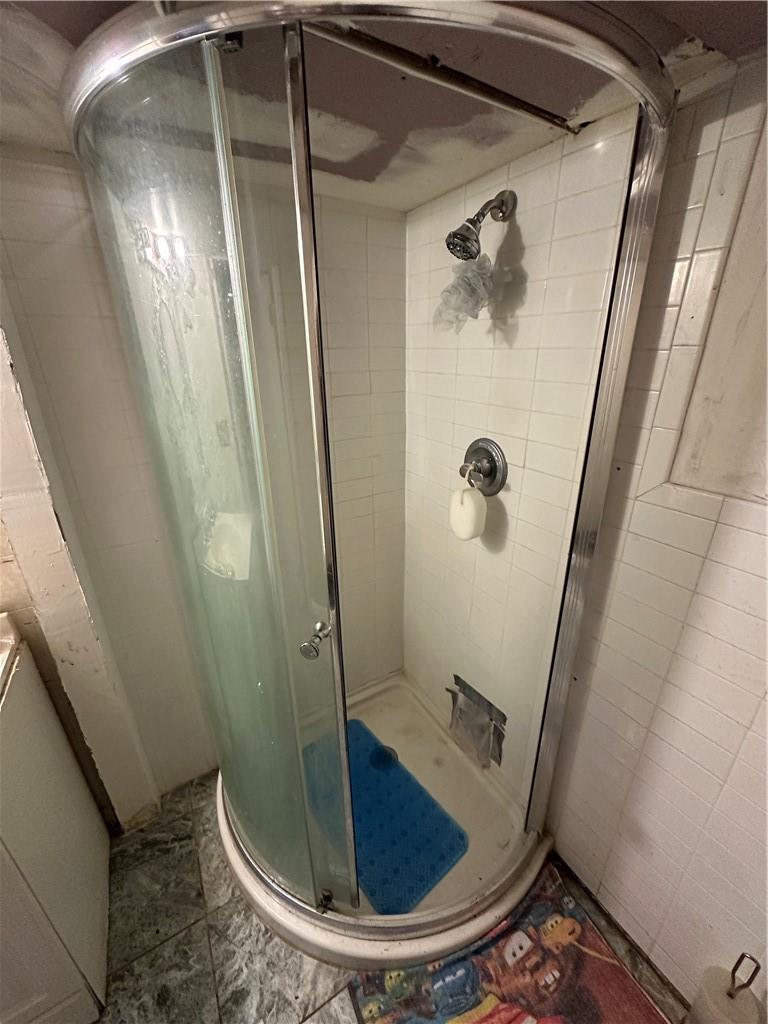 1494 E 58th Street Property Photo 20