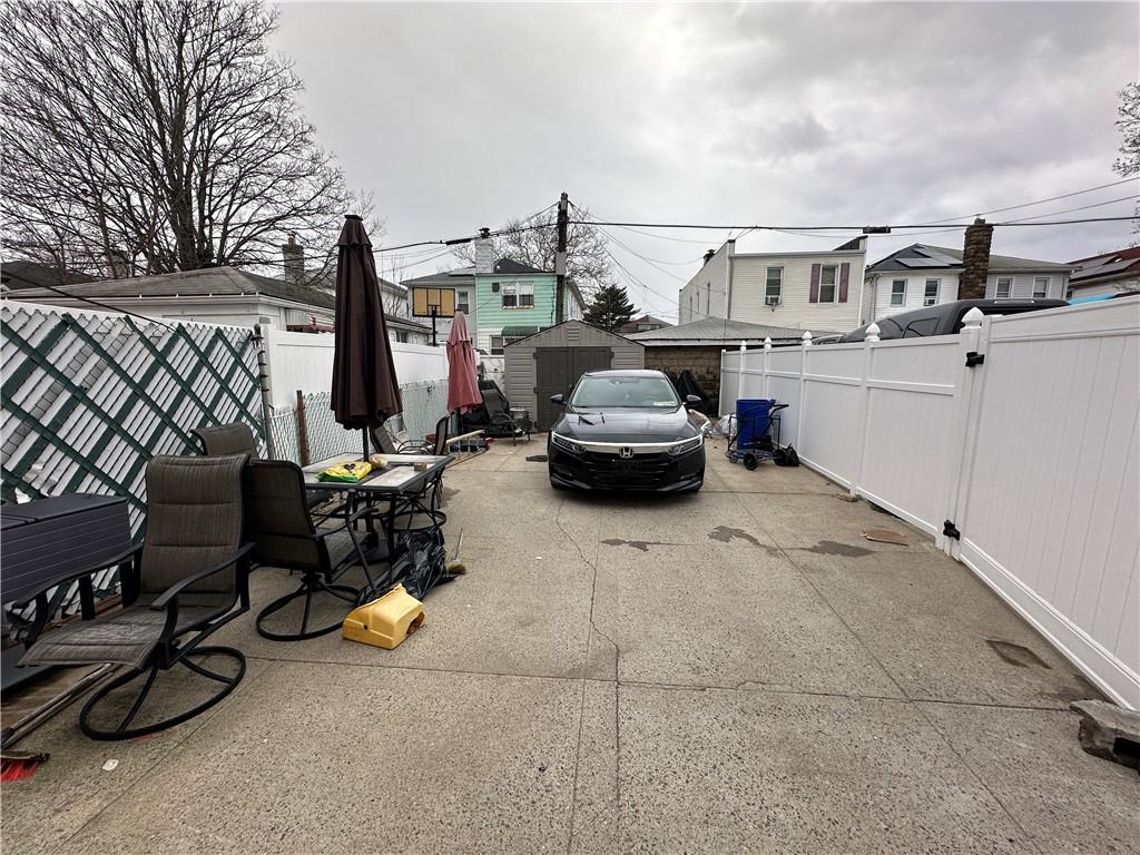 1494 E 58th Street Property Photo 30