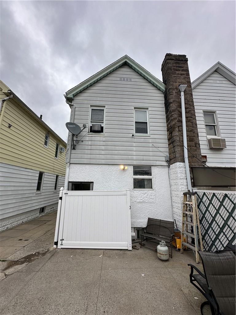 1494 E 58th Street Property Photo 32