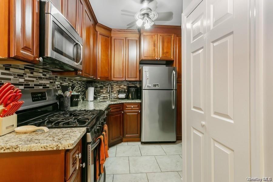 48 Parkway Road Property Photo 4