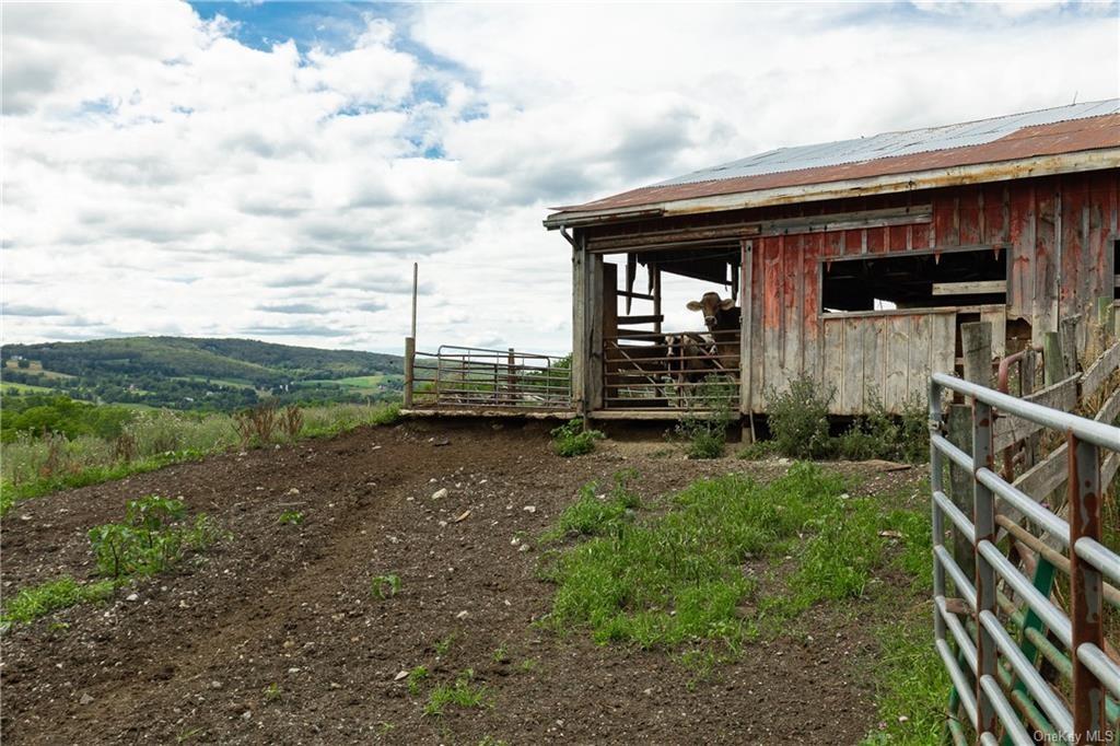 Yonderview Road Property Photo 11