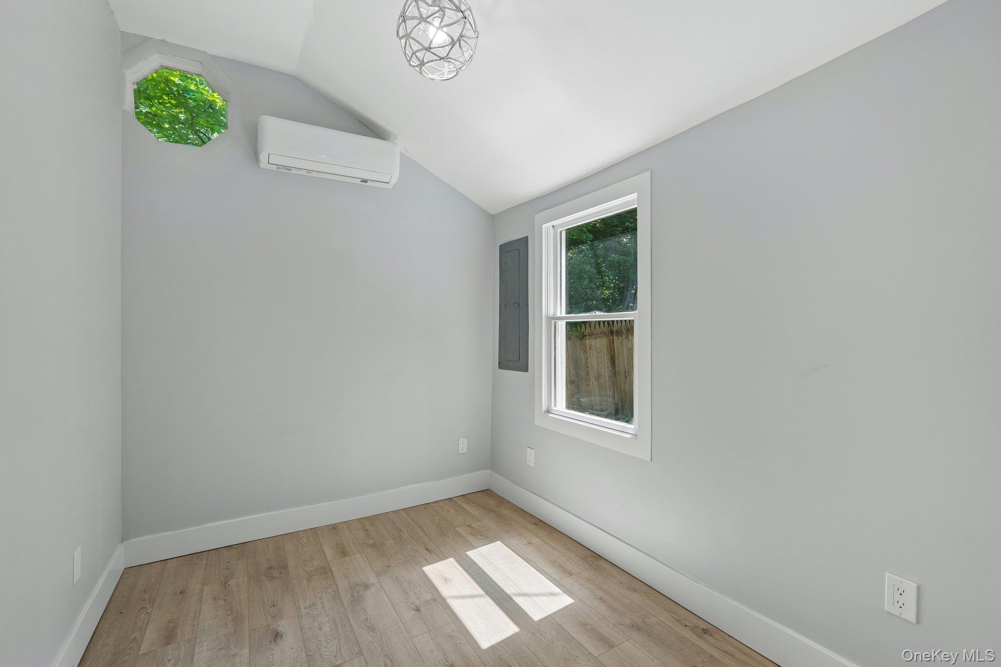 381 Mountain Lodge Road Property Photo 7